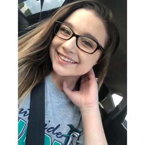 Meet your Posher, Kayla